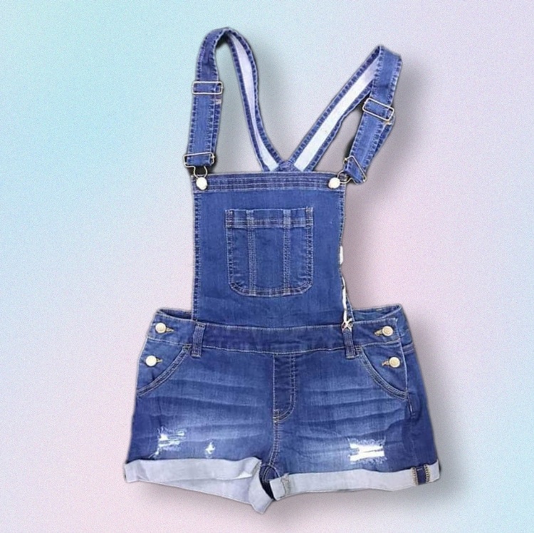 Overol-short de mezclilla / Wax / Overol-short /  $451.00Pesos MXN